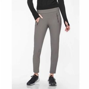Athleta Grey Headlands Hybrid Cargo Zipper Pants 4
